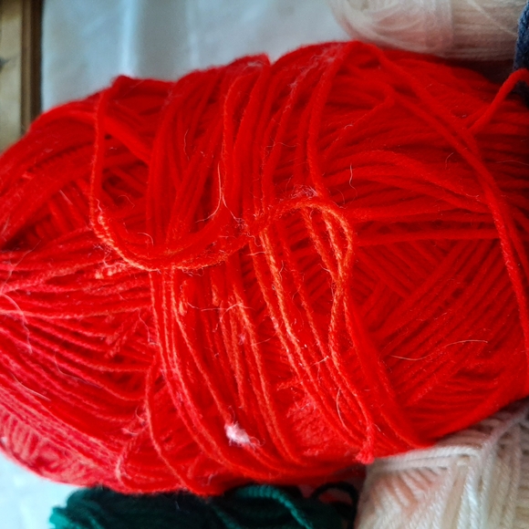 Multicolor Yarn Bundle - Picture 2 of 7